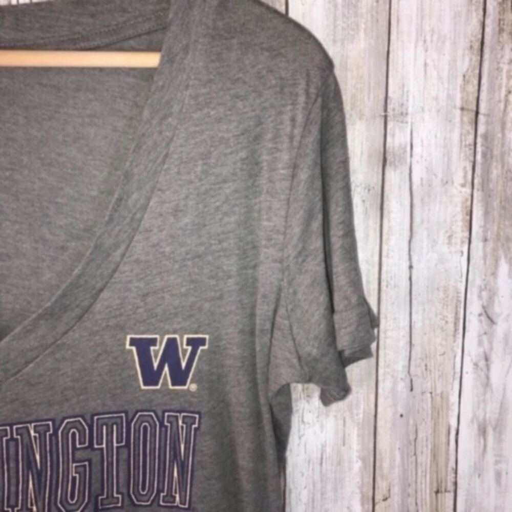 NCAA Washington Huskies Gray V Neck Tee - Picture 2 of 4